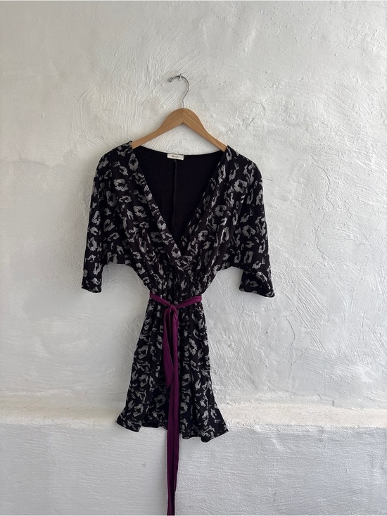 Everly Dresses & Skirts - Woman’s size small everly dress